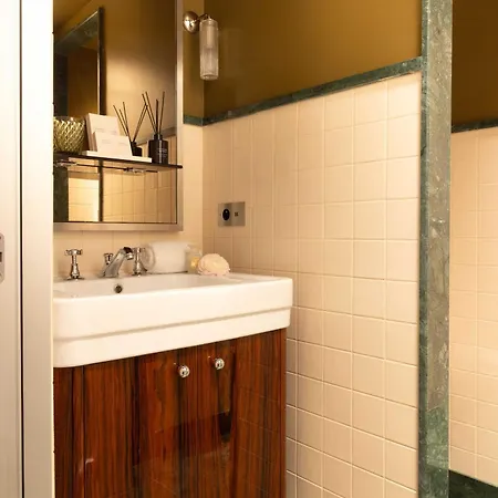 Palais Bourbon Hotel