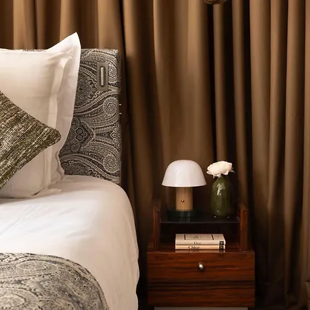 Palais Bourbon 4*