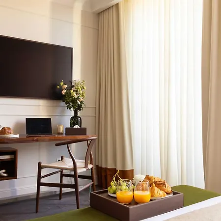 Palais Bourbon Hotel