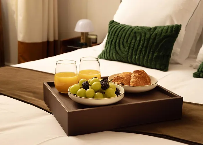 ホテル Palais Bourbon 4*