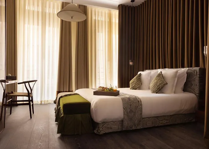Palais Bourbon 4*