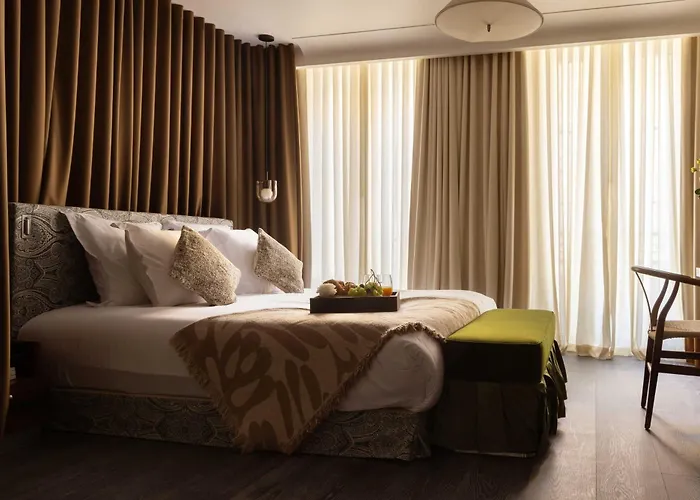 Palais Bourbon ホテル パリ