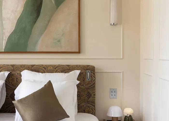 Palais Bourbon 4* パリ