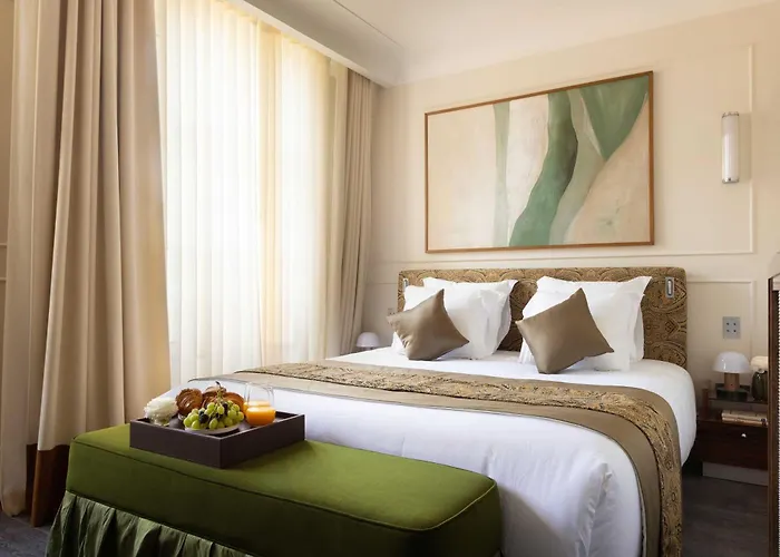 Palais Bourbon 4*