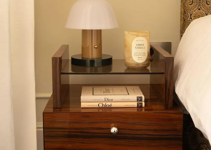 Palais Bourbon ホテル