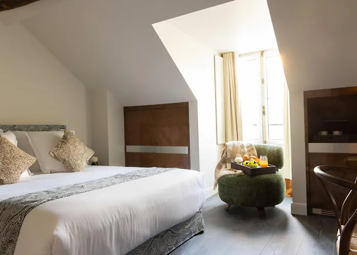Palais Bourbon Hotel 4*