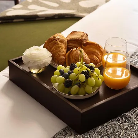 Palais Bourbon Hotel 4*