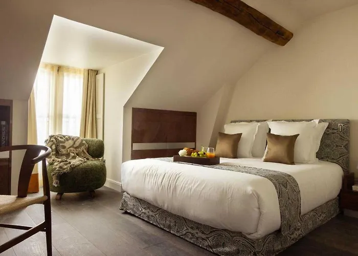 Palais Bourbon 4*